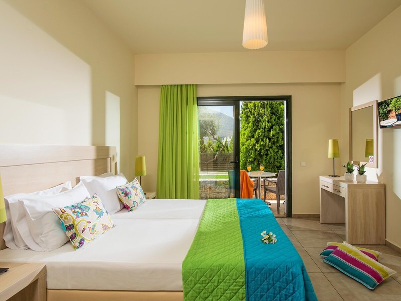 Kristalli Hotel Apartments 27
