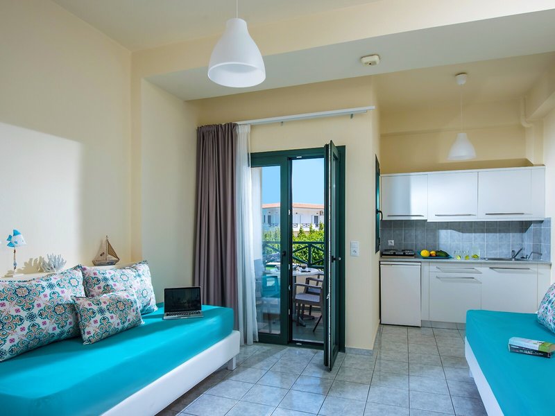 Kristalli Hotel Apartments 34