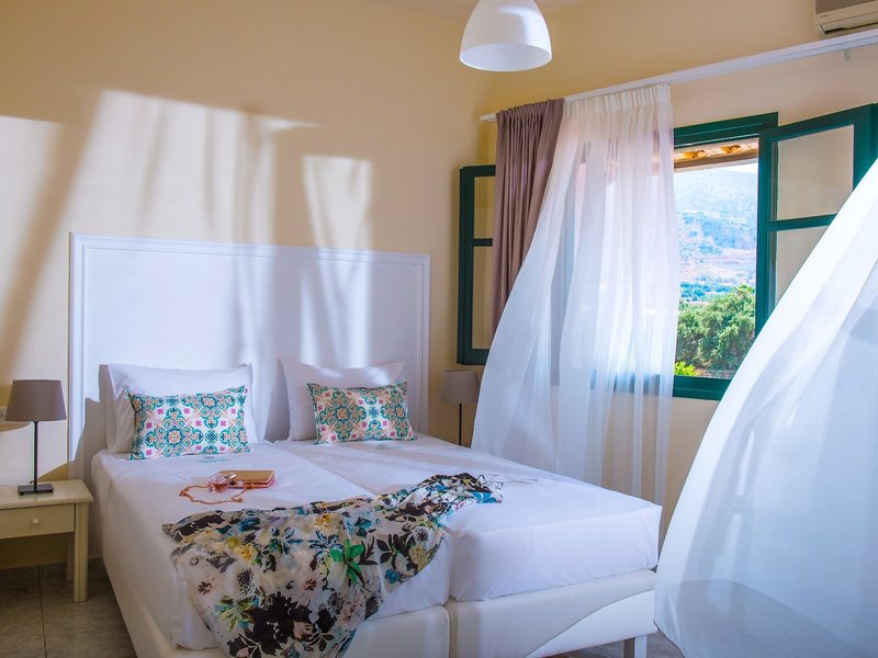 Kristalli Hotel Apartments 35