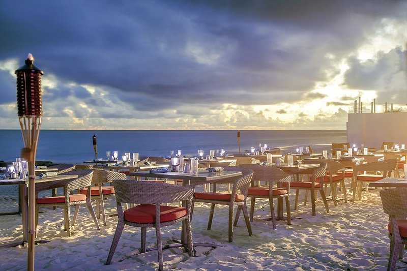 Sea Breeze Beach House 18