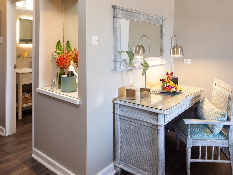 Sea Breeze Beach House 32