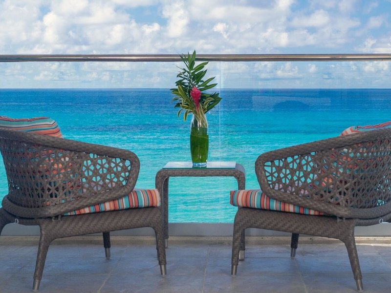 Sea Breeze Beach House 35