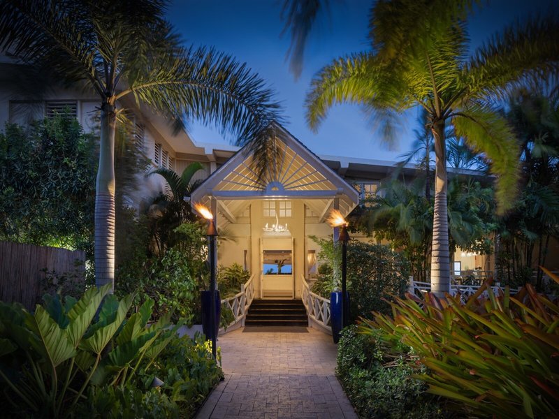 Sea Breeze Beach Hotel 10