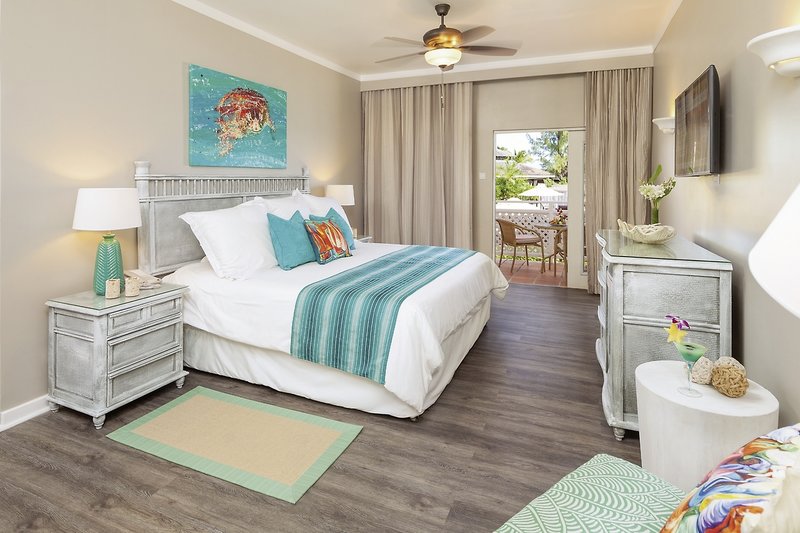 Sea Breeze Beach House 10