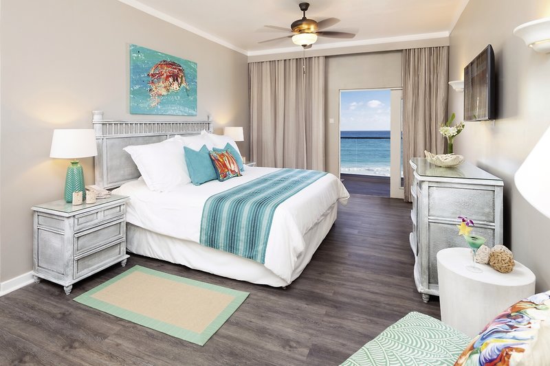 Sea Breeze Beach House 15