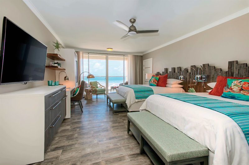 Sea Breeze Beach House 18