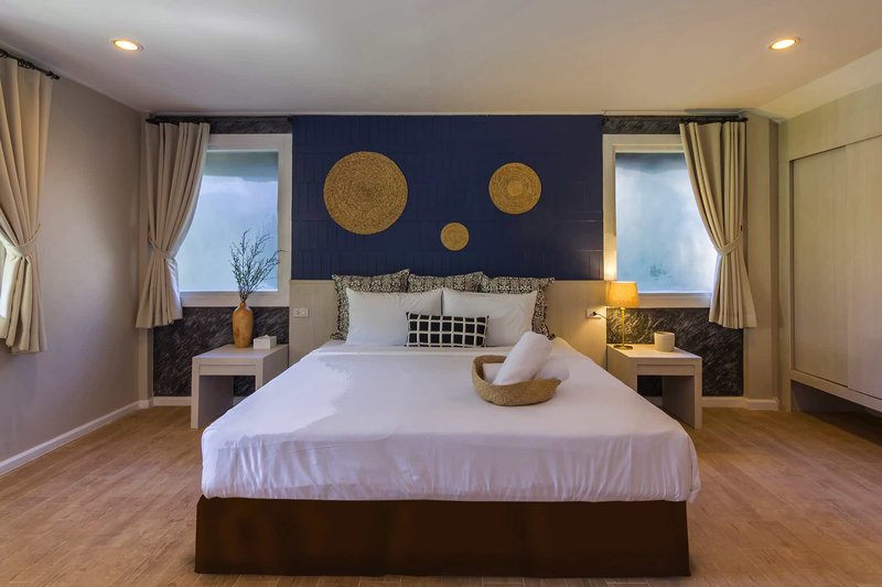 Lets Hyde Resort & Villas 2