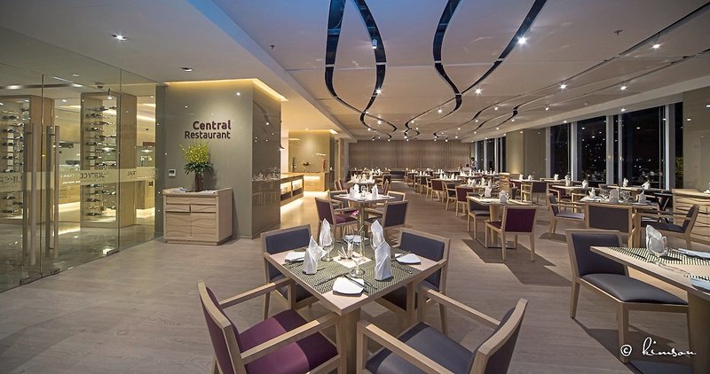 Liberty Central Saigon Riverside 5