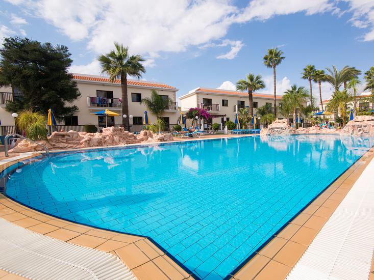 Loutsiana Hotel Apts 2