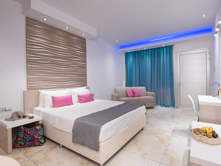 Loutsiana Hotel Apts 7