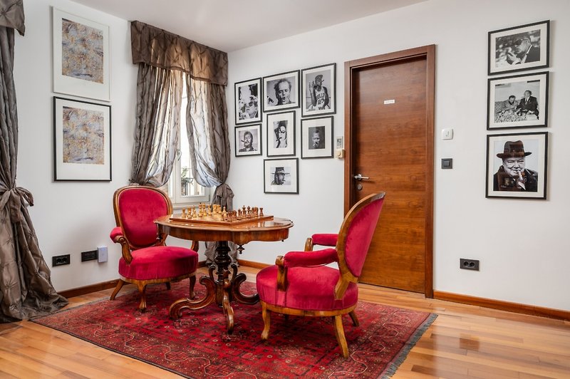 Marmont Heritage Hotel 6