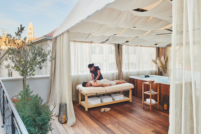 Marmont Heritage Hotel 9