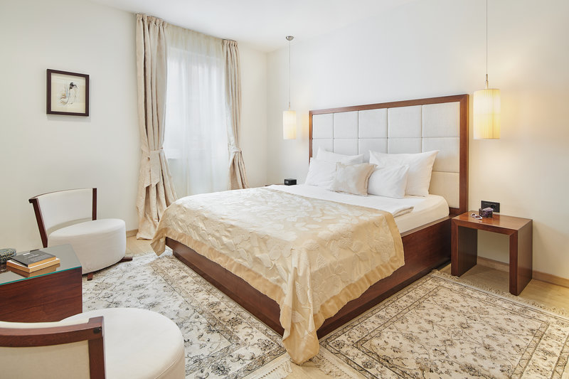 Marmont Heritage Hotel 21