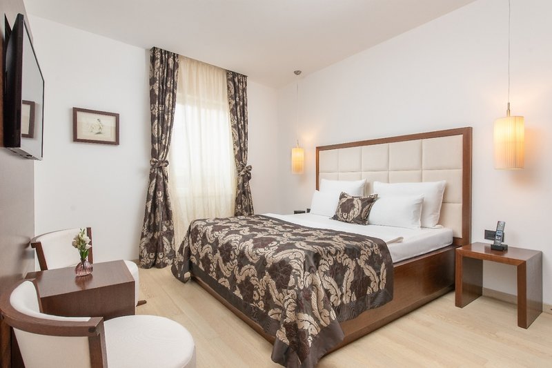 Marmont Heritage Hotel 30