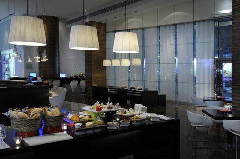 Media One Hotel 6
