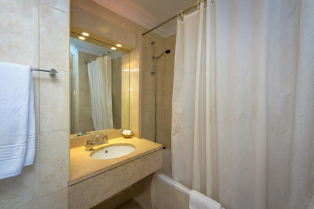 Atismar Hotel 10