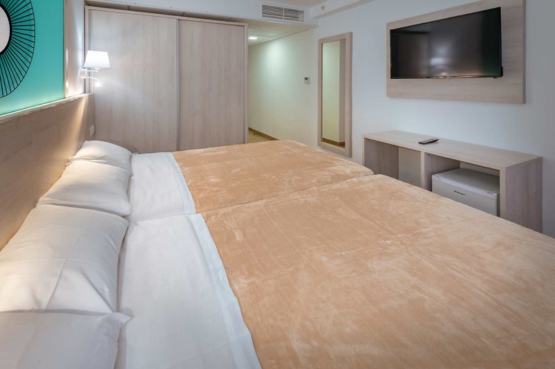 TUI SUNEO Costa Brava 14