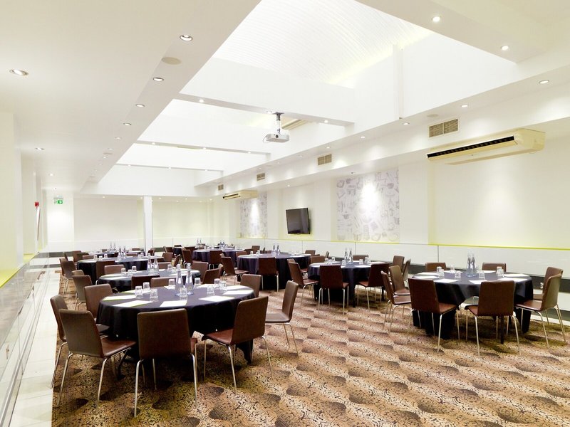 The Wesley Euston Hotel & Conference Venue 11