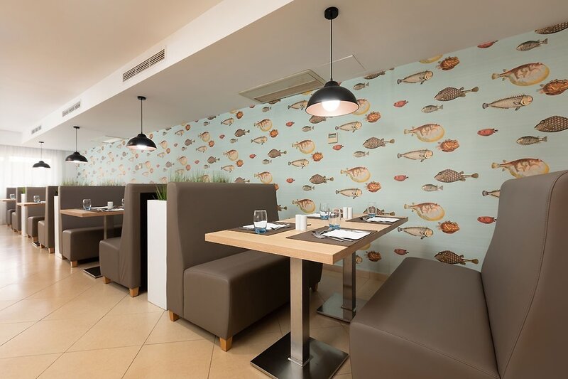 Dom José Beach Hotel 4