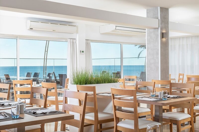 Dom José Beach Hotel 5