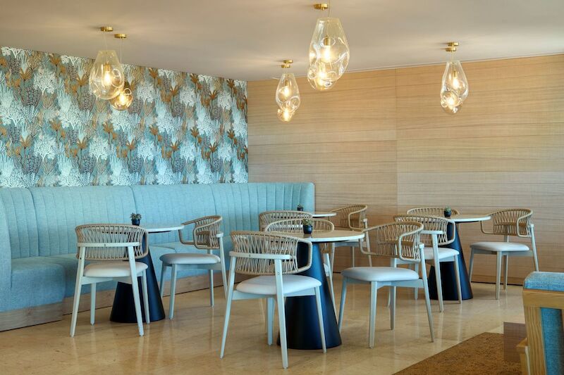 Dom José Beach Hotel 7