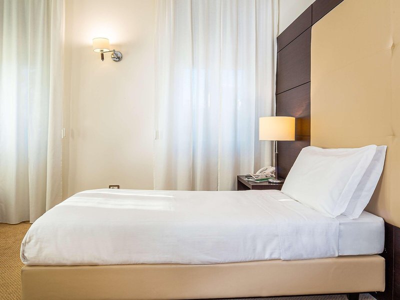 Europalace Hotel 9 - Room Example