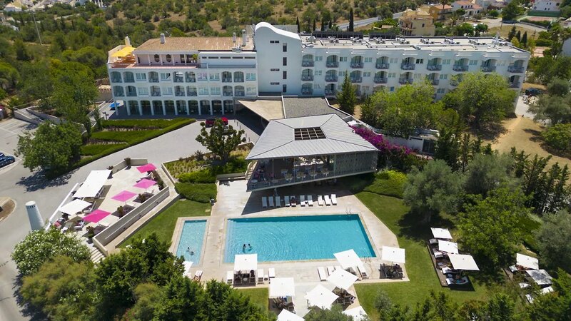 Ozadi Tavira Hotel 1