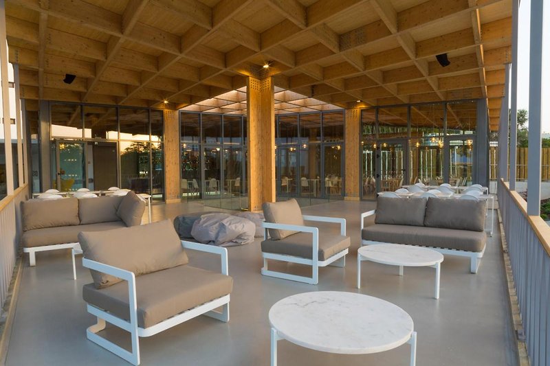 Ozadi Tavira Hotel 13