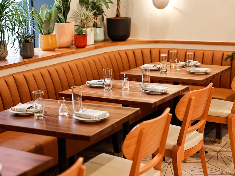 The Shelburne Sonesta New York 13