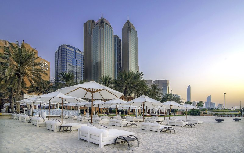 Sheraton Abu Dhabi Hotel & Resort 1