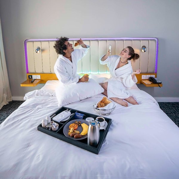 Park Inn by Radisson Abu Dhabi, Yas Island 5