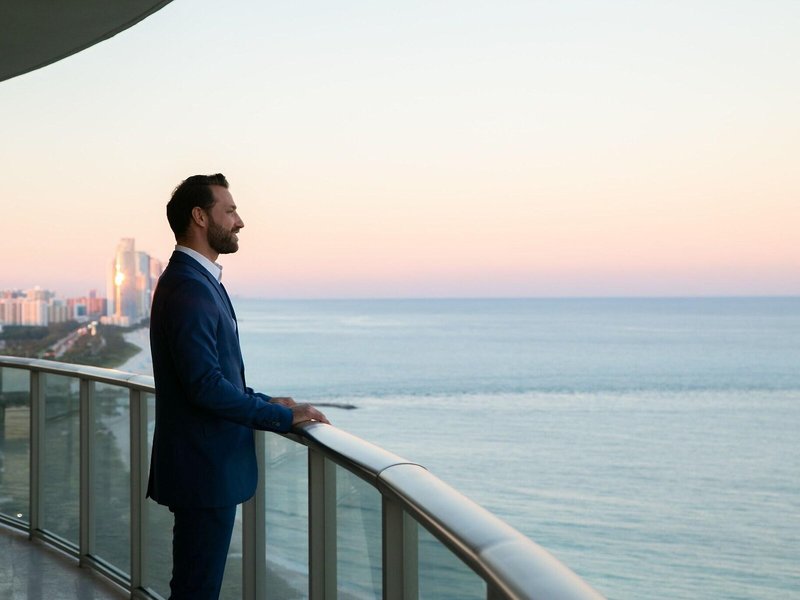 The St. Regis Bal Harbour Resort 8