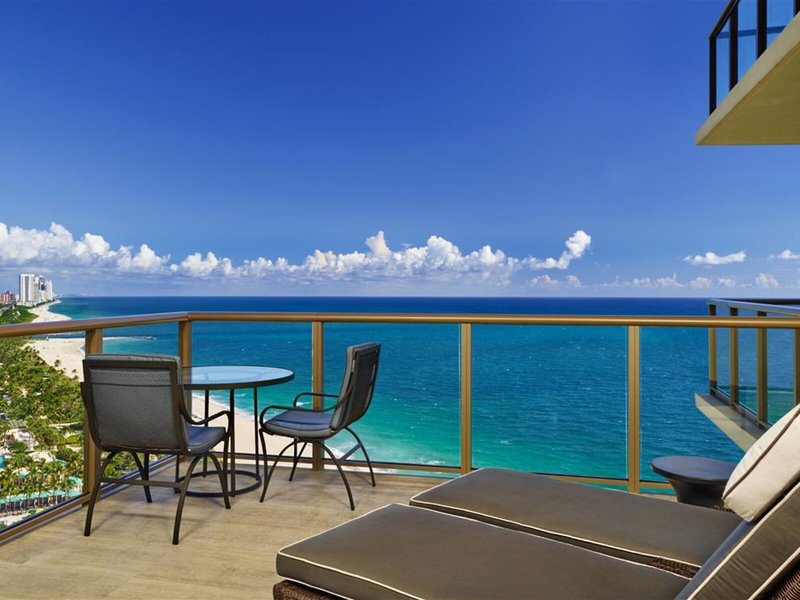 The St. Regis Bal Harbour Resort 9