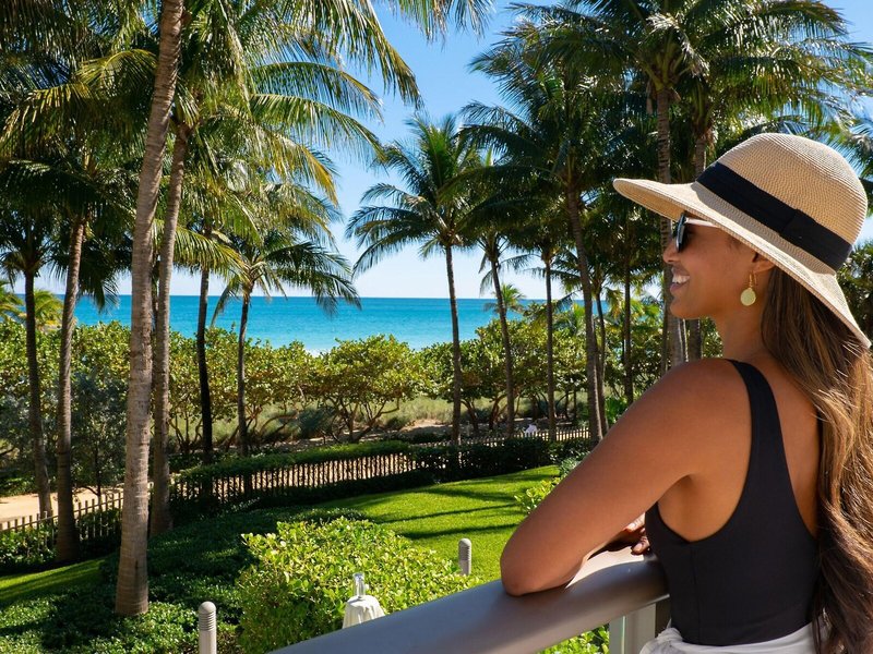 The St. Regis Bal Harbour Resort 12