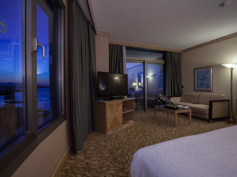 Swissôtel Resort And Spa Cesme 47