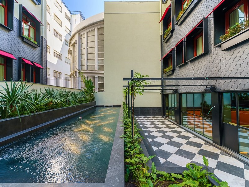 The Editory Boulevard 1