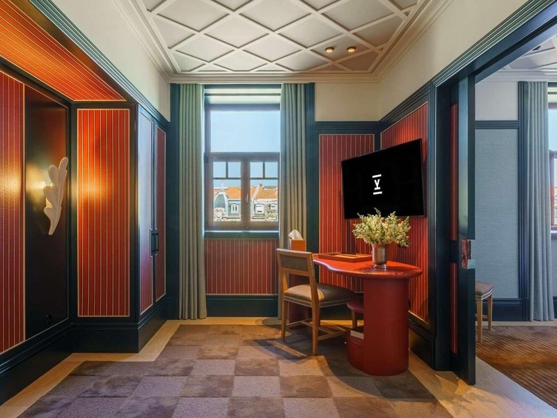 The Editory Boulevard 4