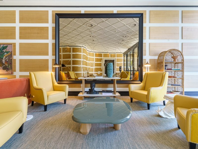 The Editory Boulevard 8