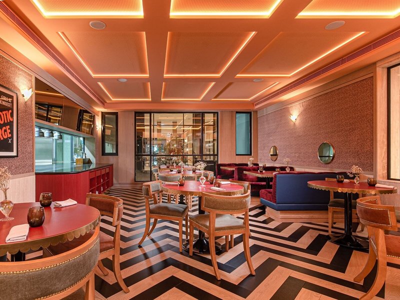 The Editory Boulevard 11