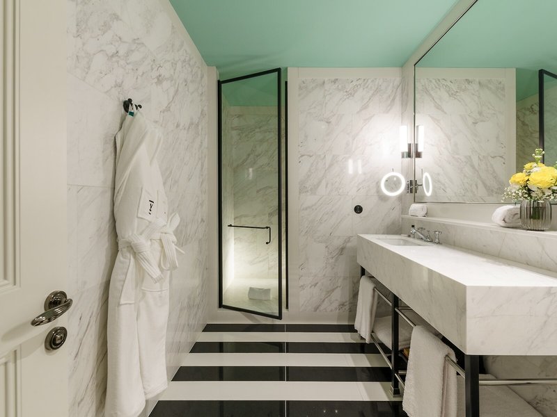 The Editory Boulevard 25