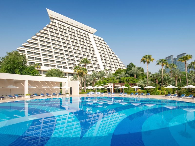 Sheraton Grand Doha Resort & Convention Hotel 14