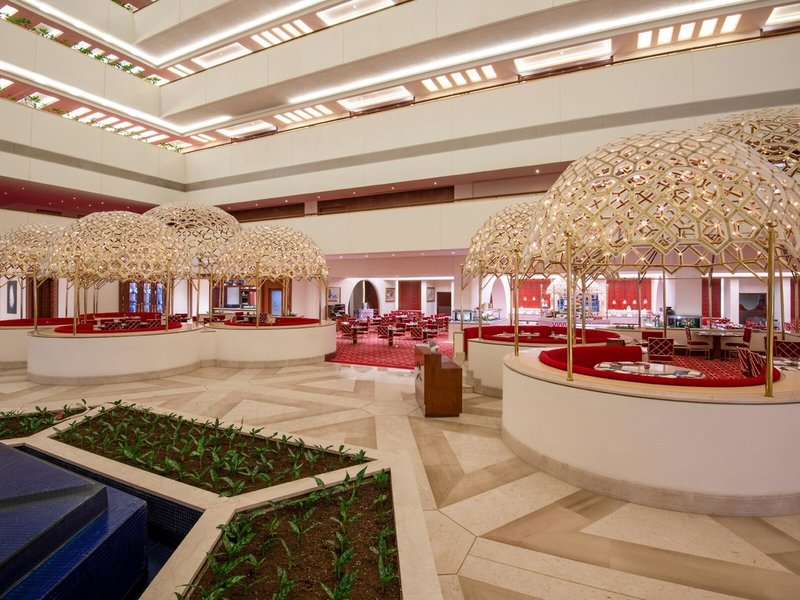 Sheraton Grand Doha Resort & Convention Hotel 16