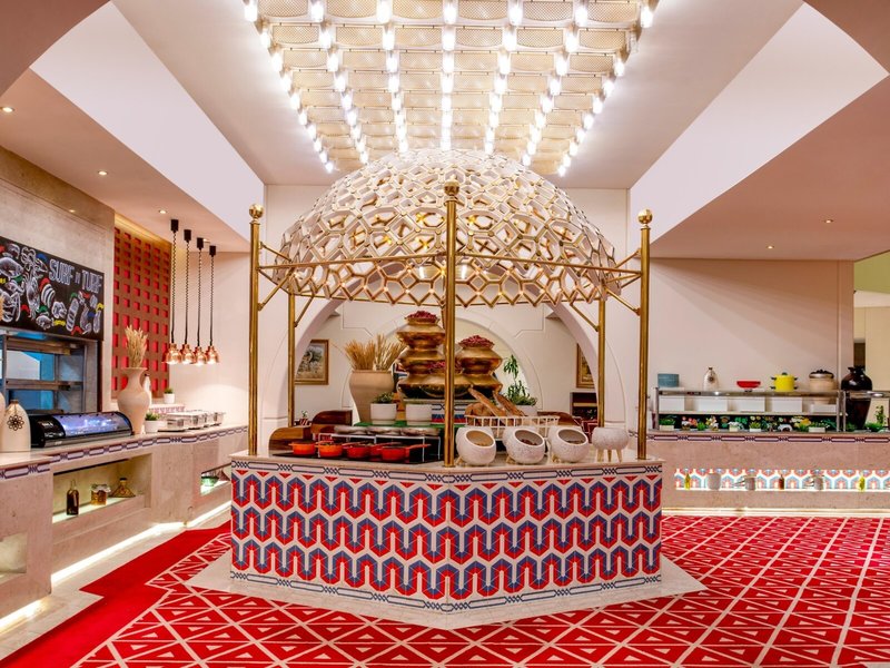 Sheraton Grand Doha Resort & Convention Hotel 17