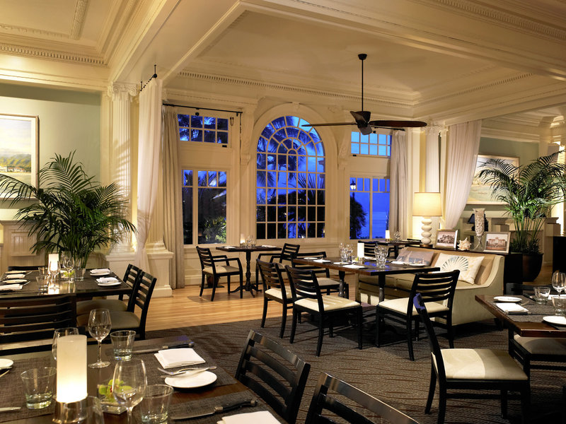 Moana Surfrider, A Westin Resort & Spa 18