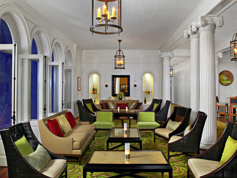 Moana Surfrider, A Westin Resort & Spa 25