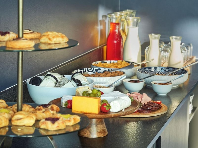 Plumwood Boutique Hotel 7