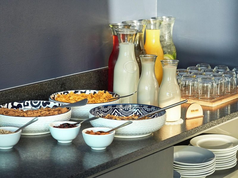 Plumwood Boutique Hotel 8