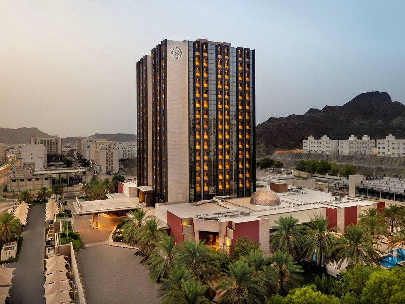 Sheraton Oman Hotel 5