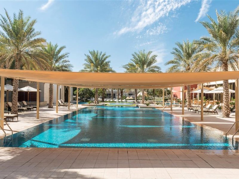 Sheraton Oman Hotel 8