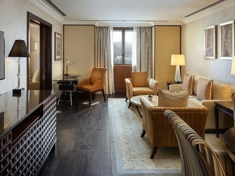 Sheraton Oman Hotel 36